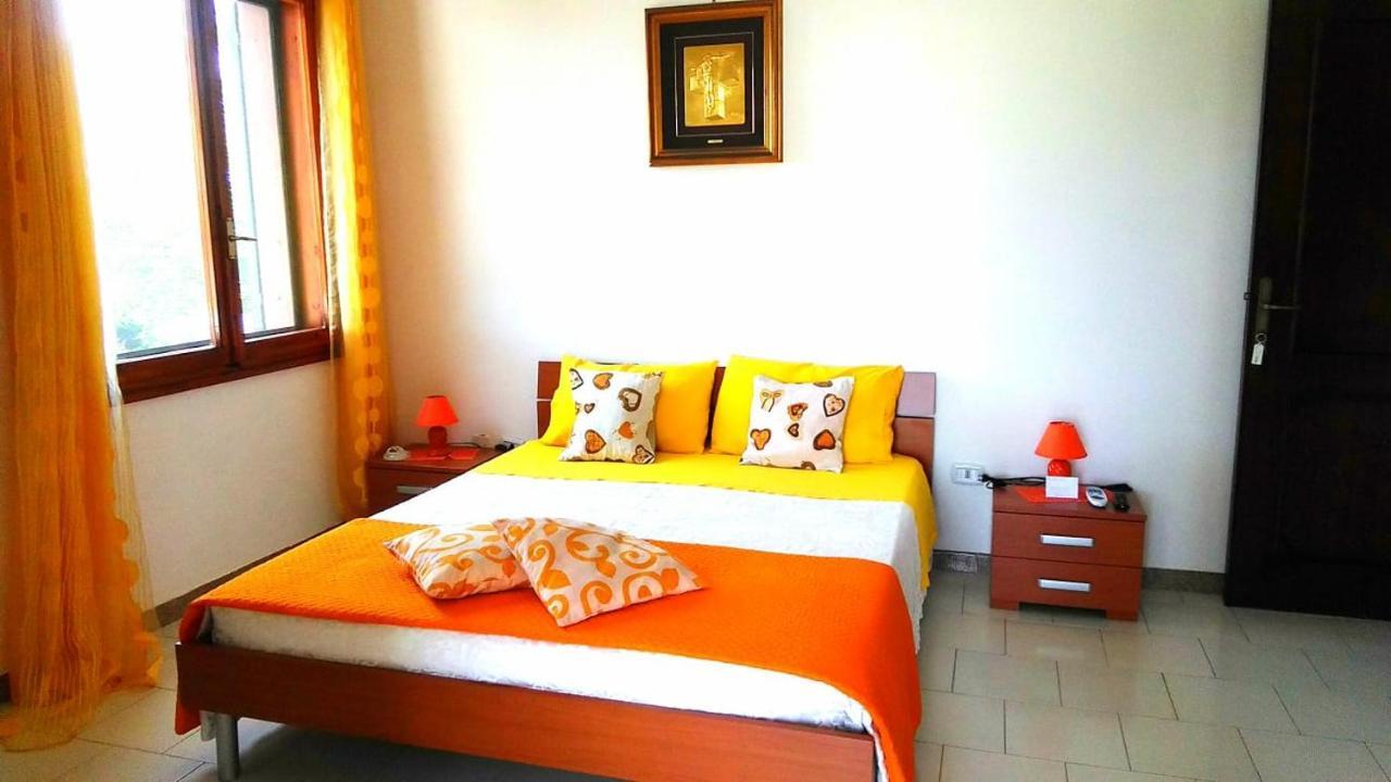 B&B Da Sissi La Maddalena  Εξωτερικό φωτογραφία